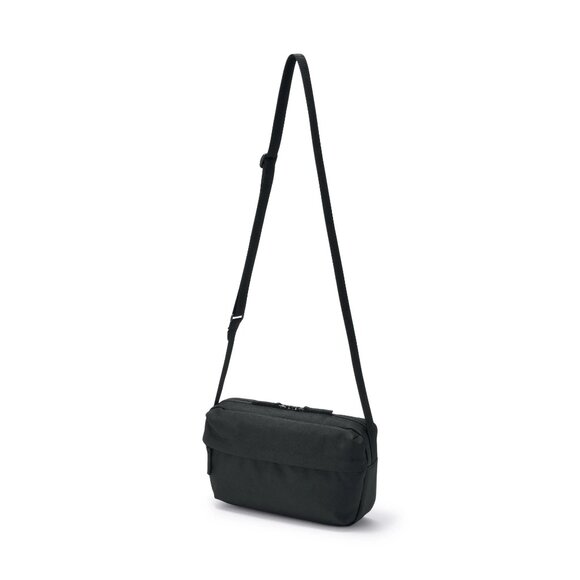 Muji Water Repellent Shoulder Bag 4L Black - Picture 5 of 11